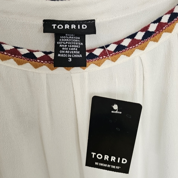 Torrid Embroidered Ivory Crepe Rayon Dolman Blouse Top Sz 3X NWT - Picture 14 of 15